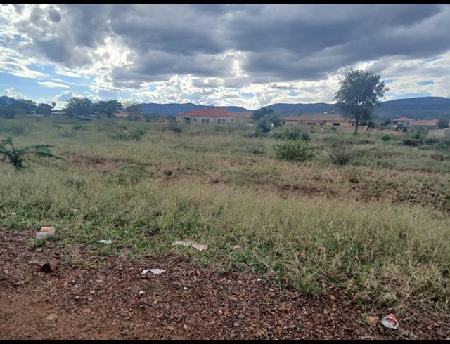 450M² VACANT LAND FOR SALE IN LEBOWAKGOMO ZONE P